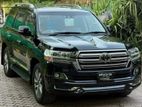 80% Easy Loan 11% ( 7 Years ) Toyota Land Cruiser Sahara V8 2016