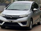 80% Easy Loan 12% ( 7 Years ) Honda Fit Gp 5 2014