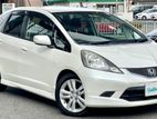 80% Easy Loan 12.5% ( 7 Years ) Honda Fit Gp 1 2012