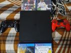 PS4 Console