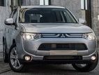 85% Bank Leasing Mitsubishi Montero 2016