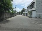 8.6 Perches Land With House Sale in Mt Lavinia