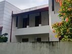 8Bedroom house for sale in Gampaha