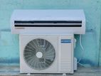9000Btu Non Inverter Airconditioner (New)