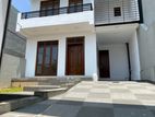 9.2 P 2 STORIED LUXURY HOUSE FOR SALE IN DEHIWALA