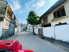 9.5 P Property for Sale At Mugalan Road Colombo 06