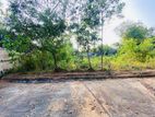 9P Rectangular Shaped Land Close to Hokndara Road, Thalawathugoda