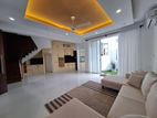 A Beautiful B/N super luxury house for sale in Battaramulla