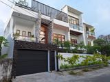 A Beautiful luxury house for sale in Battaramulla