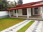 A BRAND NEW SINGALE STORY HOUSE In HALBARAWA