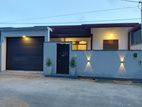 A BRAND NEW SINGALE STORY HOUSE In WAKING DISTANCE PITIPANA NSBM CAMPUS