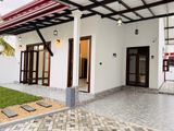 A BRAND NEW SINGALE STORY SUPER LUXURY HOUSE In KIRIWATTUDUWA