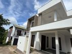 A BRAND NEW THREE STORY LUXURY HOUSE In ATHURUGIRIYA