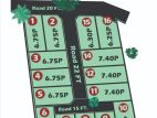 A land for sale in Athurigiriya