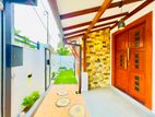 A New Architecture Design Single Storey House in පොල්ගස්ඕවිට