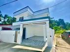 A New Luxury House In Near The Kesbewa Junction Piliyandala