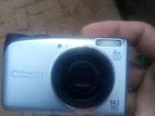 Canon A2200 Camera