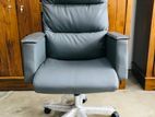 A26 Ash Director Office Chair