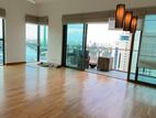 A27482 - 447 Luna Tower 02 Rooms Unfurnished Apartment for Sale