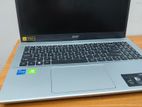 Acer Aspire 12th Gen 8GB R i5