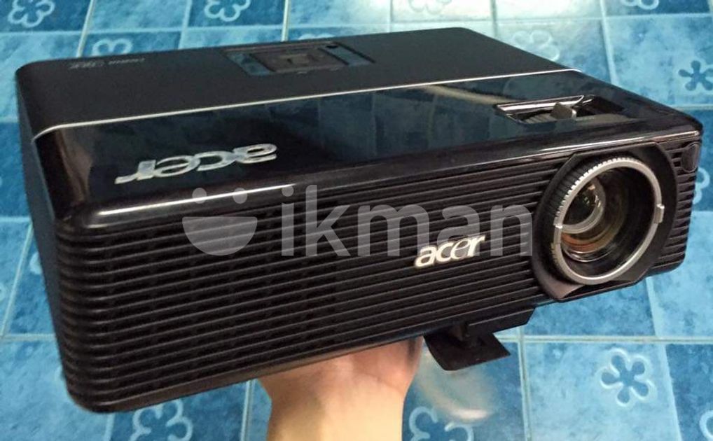 Acer HD Projector Day Light for Sale in Kandy City ikman