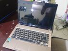 Acer i5 8GB Ram 128 SSD