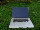 Apple MacBook Pro Laptop