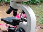 Microscope