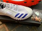 Adidas Howzat Cricket Spikes