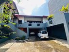 (AF268) 03 Story House With 22 P Sale At Nugegoda