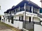 (AF426) 02 Story House With 7.5 P Sale At Madiwela Kotte