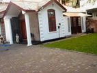 (AF447) 19 P Land With Antic Type Good House For Sale At Colombo 04