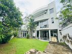 (AF509) 16.5 P With 03 Story House for Sale At Bullers Road Colombo 07
