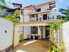 (AF542) 02 Story House Sale At Salawa Road / Nugegoda