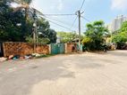 (AF543) 8.2 P Land Sale At Facing Suweisudarama Road Colombo 06