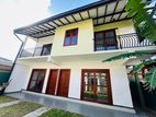 (AF607) Brand New 02 Story House With 07 P Sale At Moratuwa