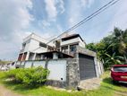 (af838) 17.5 Perches 3story House for Sale in Vidyala Junction Hokandara