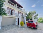 (AF859) 3 Story House For Rent In Akuregoda Lake Road, Battaramulla