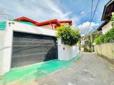(AF917) 03 Storey House with 6P Sale in Maharagama