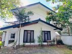 (AFA197) 02 Story House Rent For Near Tunmulla Junction Colombo 07