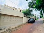 (AFA205) 03 Storey House with 20P Meda Welikada Road, Rajagiriya