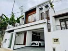 (AFA384) EXCLUSIVE LUXURY RESIDENCE FOR SALE – BATTARAMULLA 🏡✨