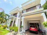 (AFA387) 03 Story Luxury house With 15 P sale Nugegoda