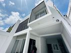(AFA476) 3 Story House With 11.1 P Sale At Madiwela Ebuldeneya Nugegoda