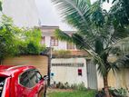 (AFA635) 02 Story House With 8.25 P Sale At Colombo 05
