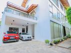 (AFA675) Morden Architectural Design Luxury House Located in Nugegoda