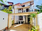 (AFA718) 02 Story House Sale At Salawa Road / Nugegoda