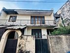 (AFA819) 10P Old 02 Story House For Sale At Colombo 04