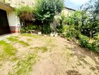 (AFA877) 20P Land with House Sale at Melder Place Nugegoda