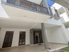 AG (150) Luxury House for Sale in Talawathugoda